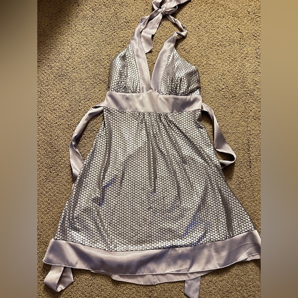 Shiny silver halter dress - Picture 2 of 3